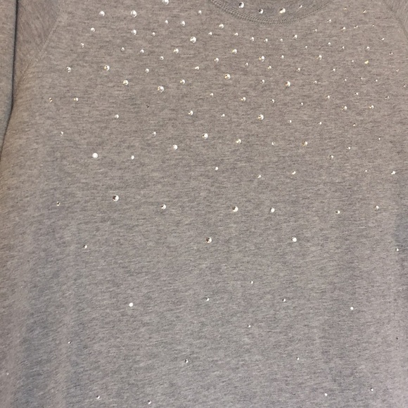 Gray Women's Top with Sparkle Accents Used 1X - Picture 8 of 14